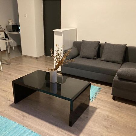 Downtown Modern 3 Bedrroom+ Living Room Apartment Wesselenyi 1.3 Szombathely Exterior foto